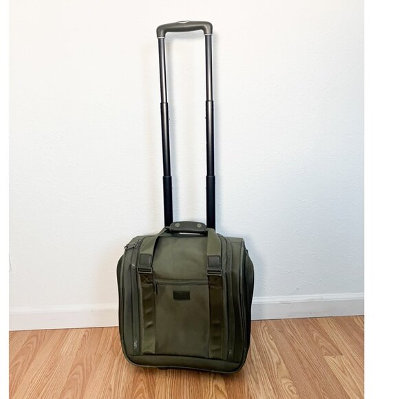 Calpak Murphie Underseat Carry-On Luggage Olive Green - Picture 2 of 16